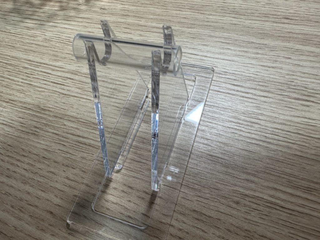 アクリル板水車の土台組み立て画像